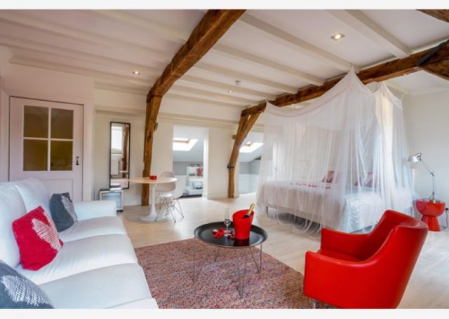 Love suite