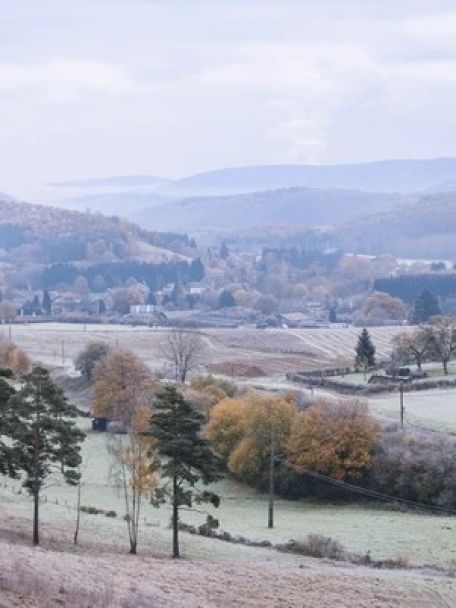The surroundings are rural, and the hills of the Thiérache – with their mix of villages and endless views – merge into the French Ardennes.