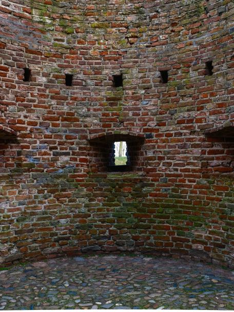 Elburg is een van de best bewaarde vestingstadjes van Nederland. Klein, sfeervol, lekker compact, middeleeuwse straatjes, een oude haven en Hanzehistorie.