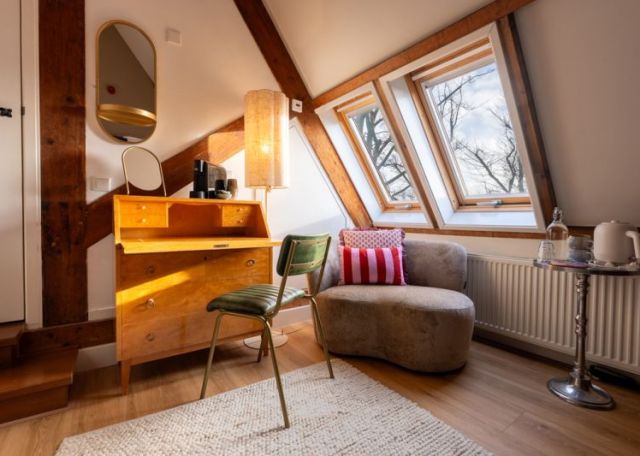 TOWER ROOM