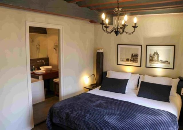 Waterschip kamer 12