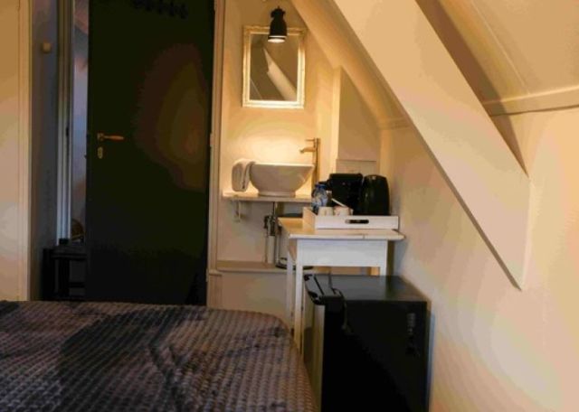 Waterschip kamer 14