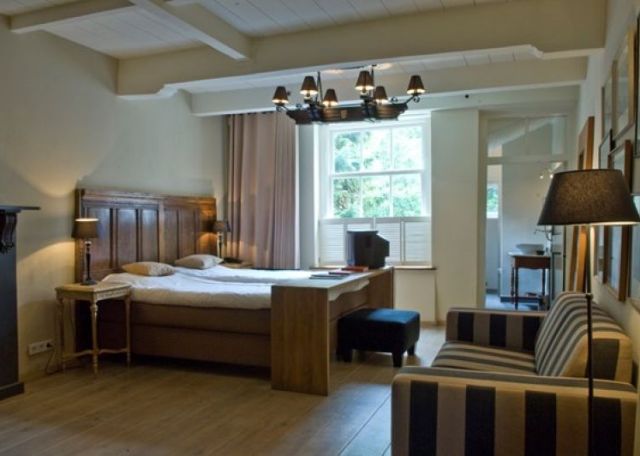 Waterschip kamer 17