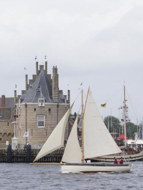 Lake Veere is a paradise for water sports enthusiasts.