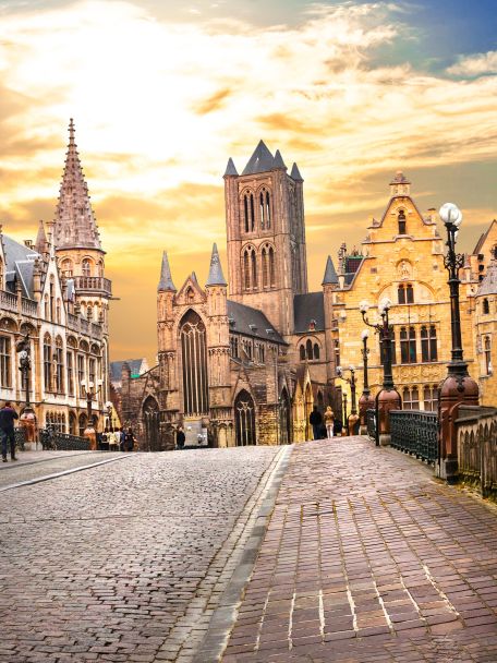 Het historische hart van Gent biedt alles wat een stad van wereldfaam te bieden kan hebben.