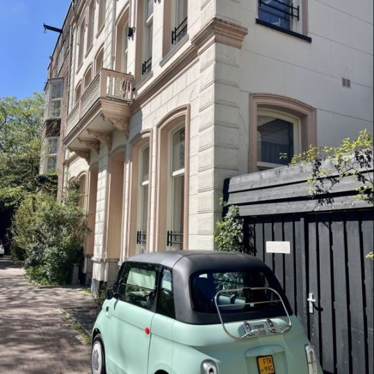Spinoza Suites