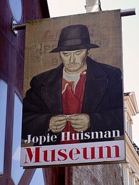 Het Jopie Huisman Museum in Workum is, zoals de naam al zegt, gewijd aan het werk en leven van de Friese schilder Jopie Huisman (1922–2000).
